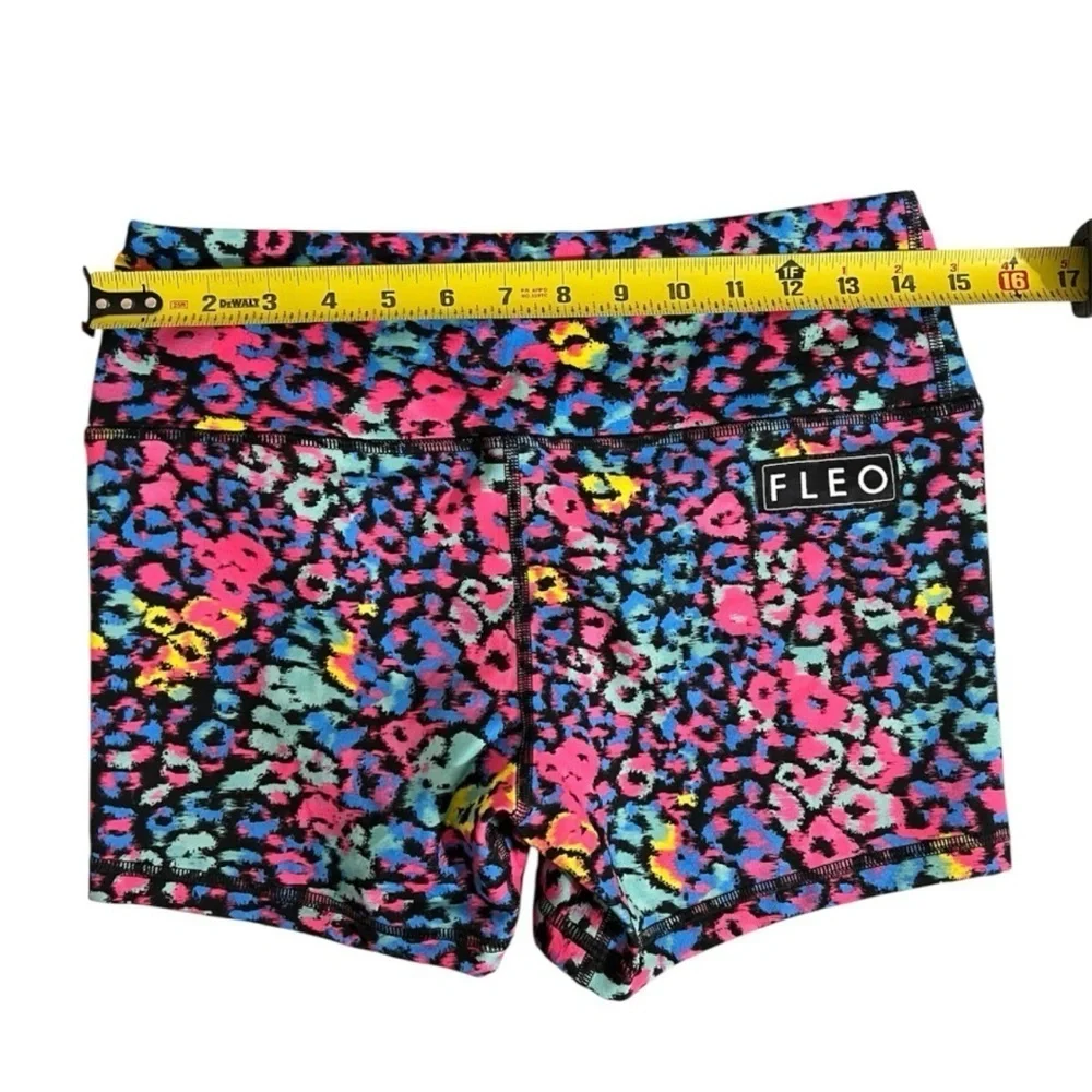 Fleo Colorful Leopard Print Women's Shorts